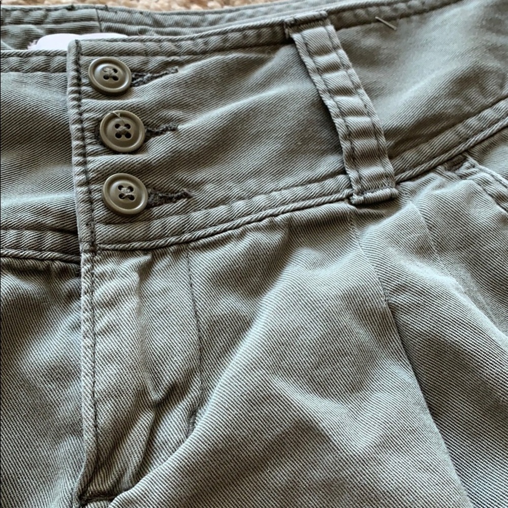 Express shorts - Picture 3 of 4